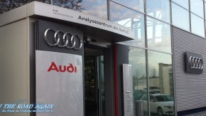 Audi Zentrum Eingang