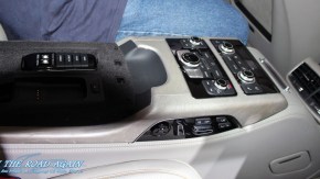 Audi A8 L Einzelsitze Controller