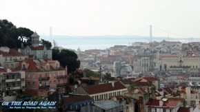 Brücke des 25. April und Altstadt Lissabon