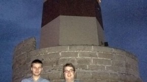 Team GranCoupé am Leuchttum in Monopoli