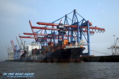 CMA CGM Jade im Hamburger Hafen