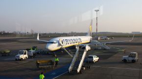 Ryanair RYR2600 in TXL