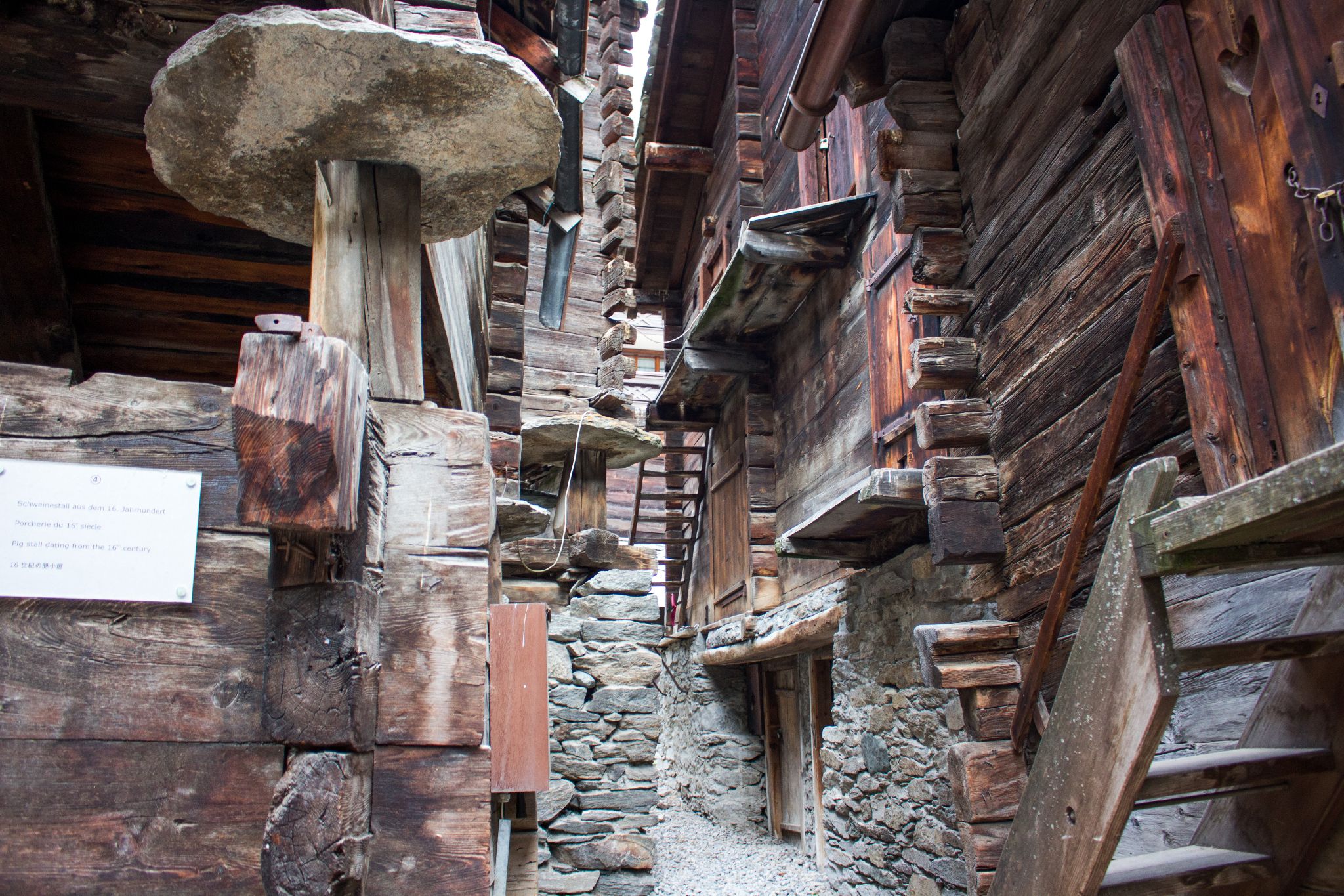 Schweineställe aus dem 16. Jahrhundert in Zermatt