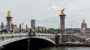 Tour Montparnasse von der Pont Alexandre III, Paris