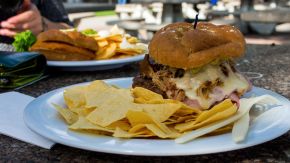 Burger auf Ellis Island