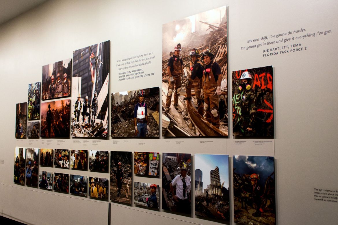 9 11 Rescue Workers Fotos im Museum New York City World Trade Center