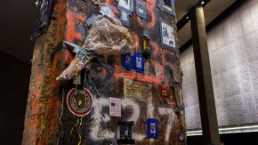 Letzter Stahlbalken World Trade Center 911 Museum New York City