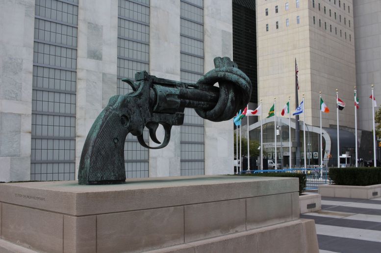 Knotted Gun UN Headquarters NYC