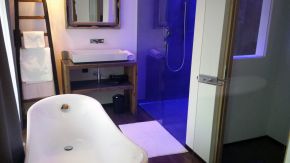 Ferienwohnungen, Apartmenthaus Tisense Südtirol - Badezimmer