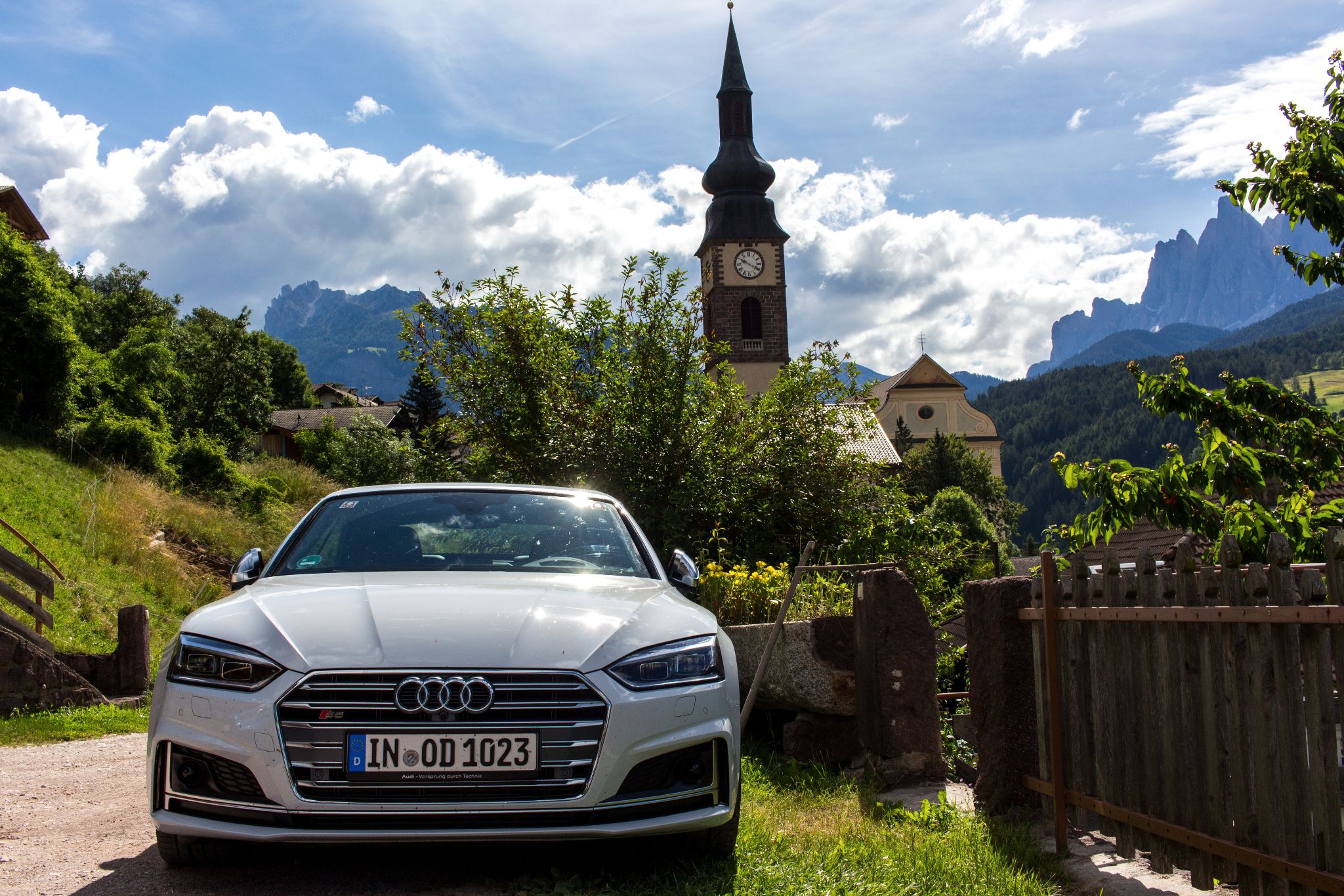 Audi S5 im Villnösstal