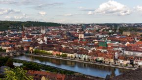 Würzburger Altstadt von der Festung aus