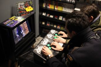 Spielautomaten im Arcade Hotel Amsterdam