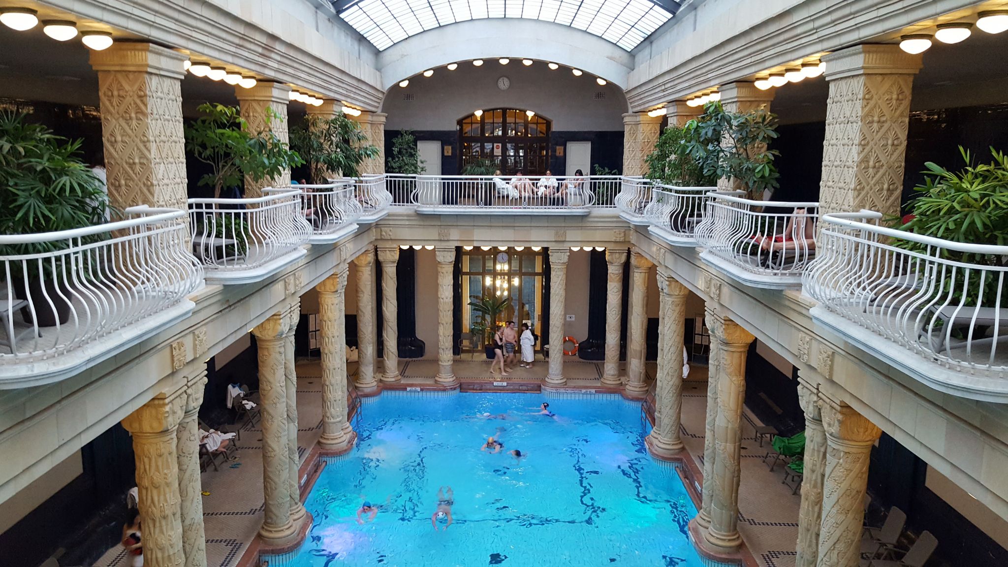 Pool im Gellért-Bad, Budapest