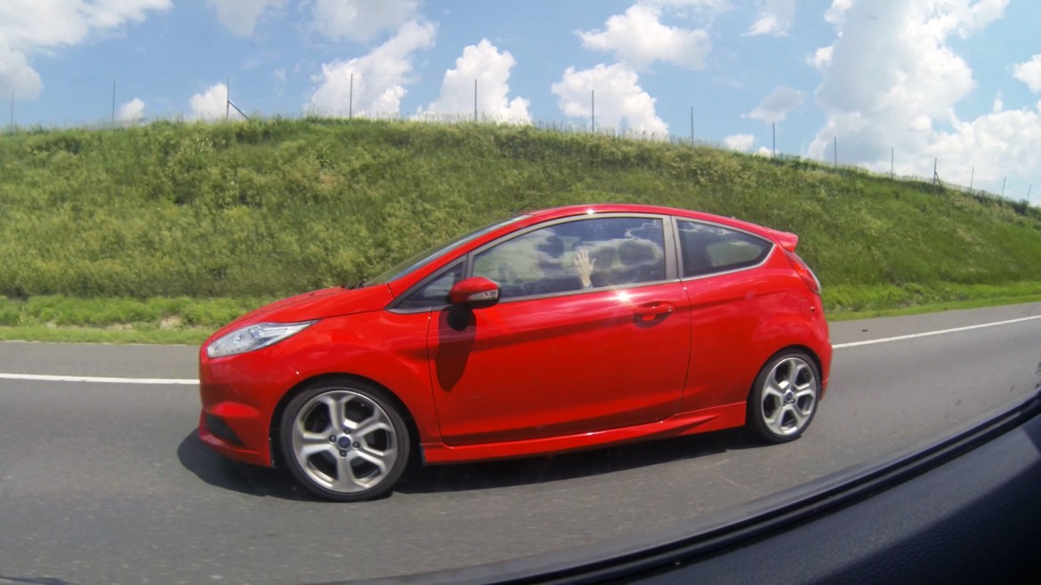 Ford Fiesta ST auf der ungarischen Autobahn