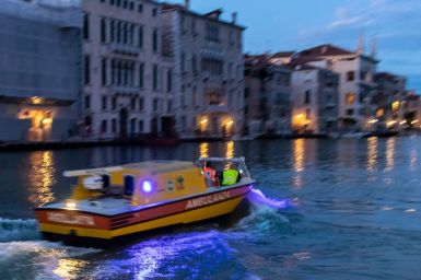 Ambulanzboot in Venedig