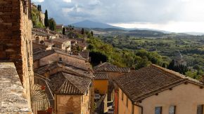 Blick auf die Toskana von Montepulciano aus