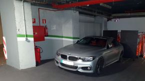 BMW 4er in der Tiefgarage des Catalonia Square Hotels in Barcelona
