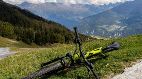 Genesis ePro e-Mountainbike auf der Möseralm in Österreich