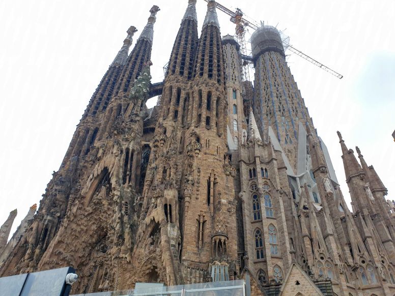Sagrada Familia in Barcelona bei Regen
