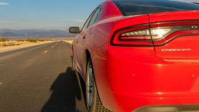 Dodge Charger auf dem Weg nach Death Valley Junction
