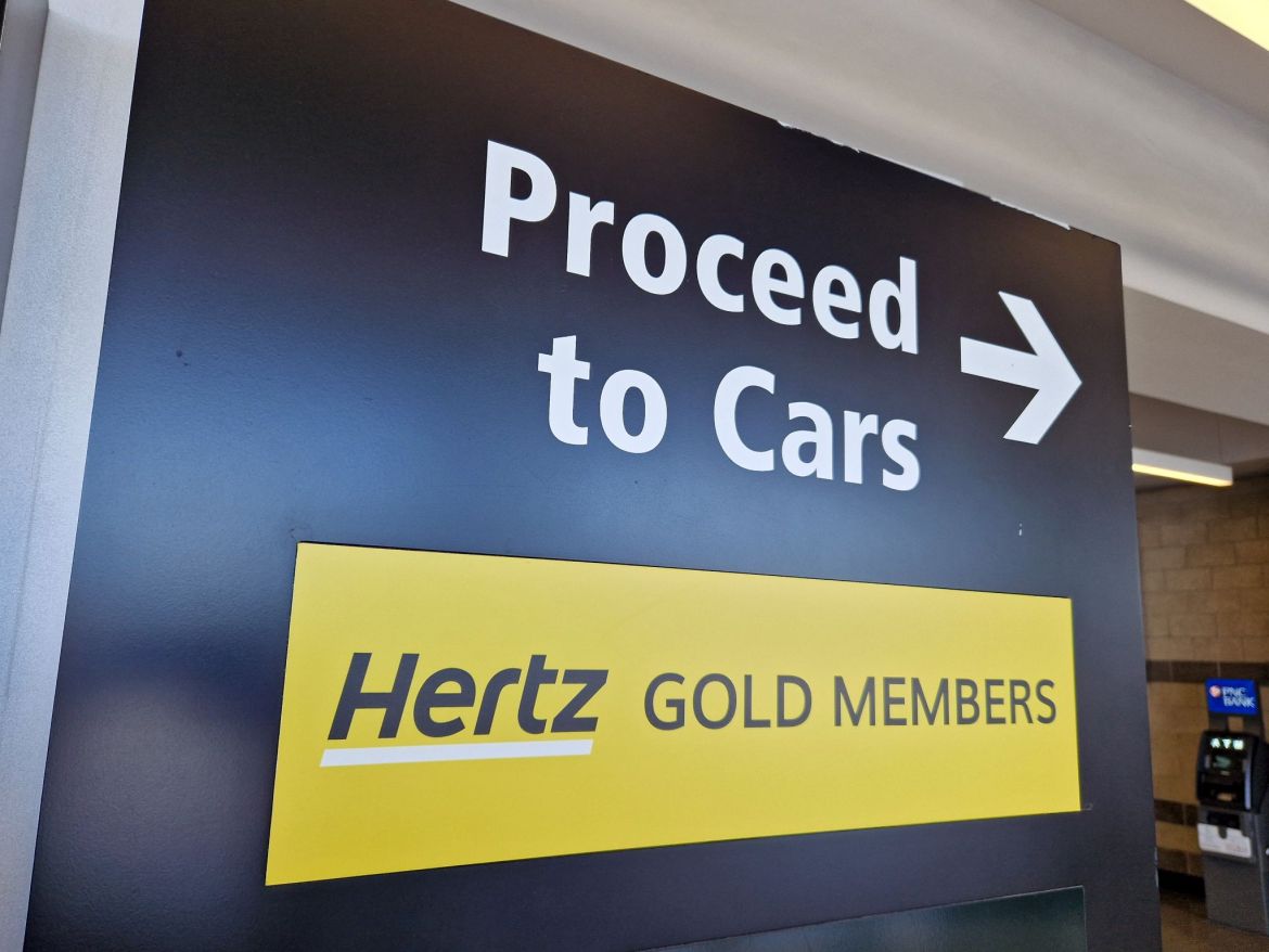 Proceed to Cars, Hertz Gold Members Office, SAN Airport Rental Car Center