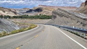 Faszinierende Felslandschaft an der Utah State Route 95