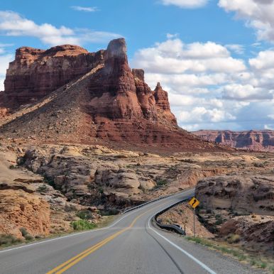 Rote Felsen an der Utah State Route 95