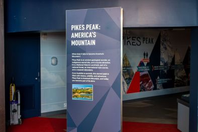 Ausstellung im Visitor Center auf dem Pikes Peak, Colorado
