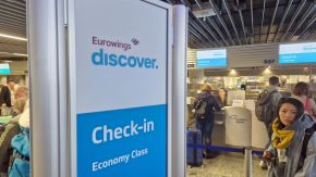 Checkin von Eurowings Discover Economy am Frankfurt Airport