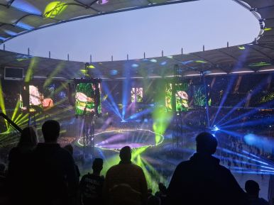 Lightshow beim Metallica-Konzert in Hamburg 2023