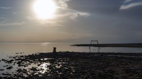 Schaukel im Salton Sea am Bombay Beach, Kalifornien