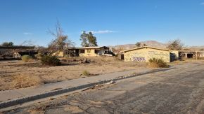 Verlassene Offiziershäuser auf der George Air Force Base, Victorville