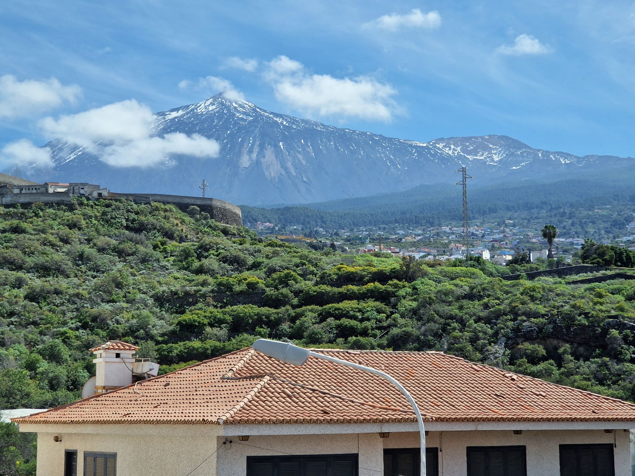 Teide von Icod des los Vinos aus gesehen