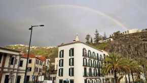 Doppelter Regenbogen in Ponta do Sol, Madeira