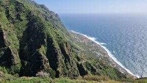 Grüne Klippe bei Paul do Mar, Madeira