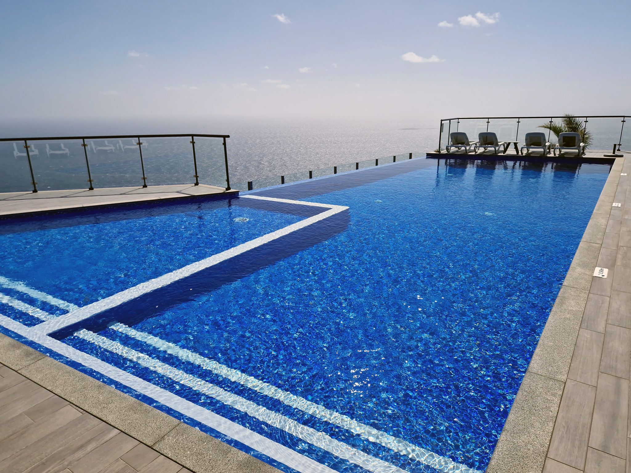 Infinity Pool, Sunset Cliff Villas, Madeira