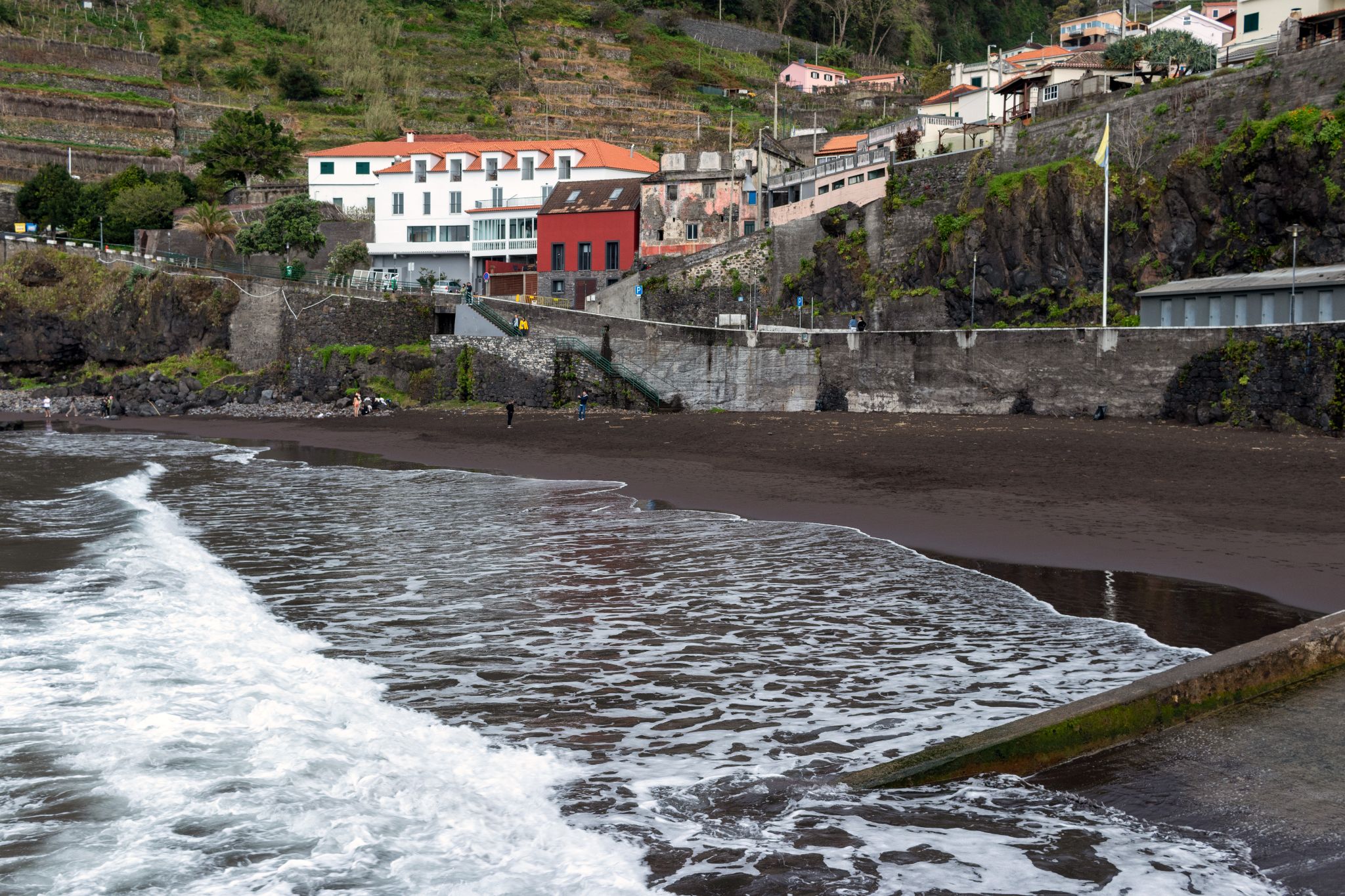 Praia do Porto do Seixal, Madeira