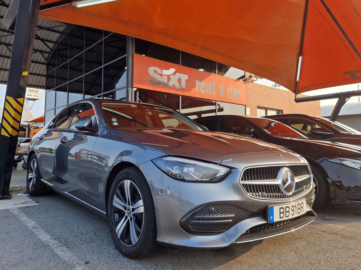 C-Klasse bei Sixt in Porto, Portugal