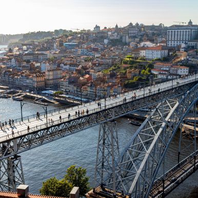 Douro und Altstadt von Porto vom Miradouro da Serra do Pilar aus gesehen Douro und Altstadt von Porto vom Miradouro da Serra do Pilar aus gesehen