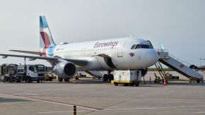 Eurowings Airbus A320-214 D-AEWS