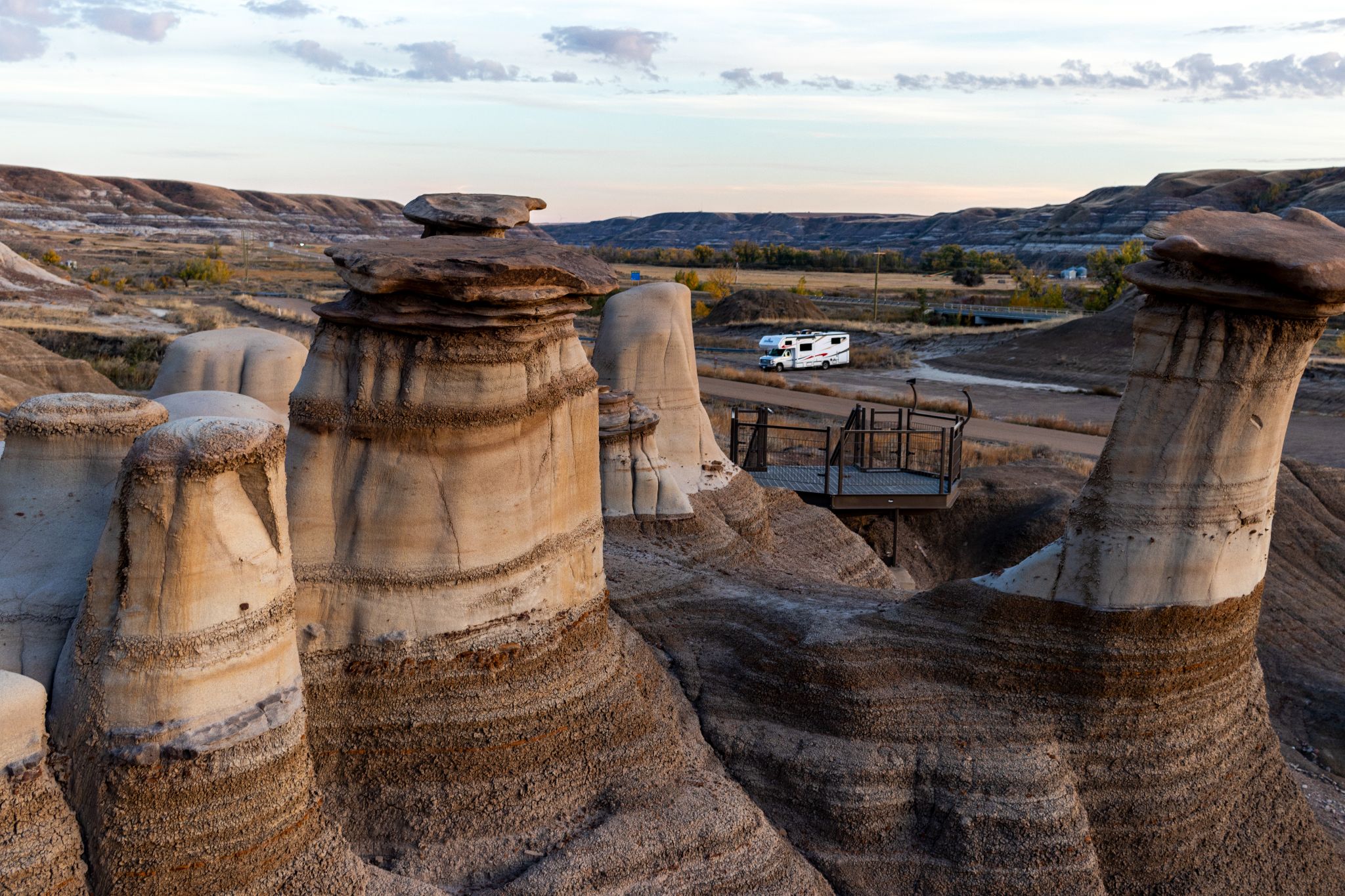 Hoodoos - Pilzförmige Felsformationen in Alberta, Kanada