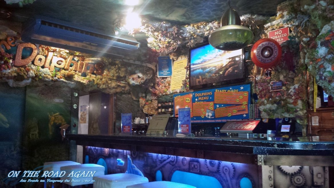 Dolphins Coffeeshop Bar