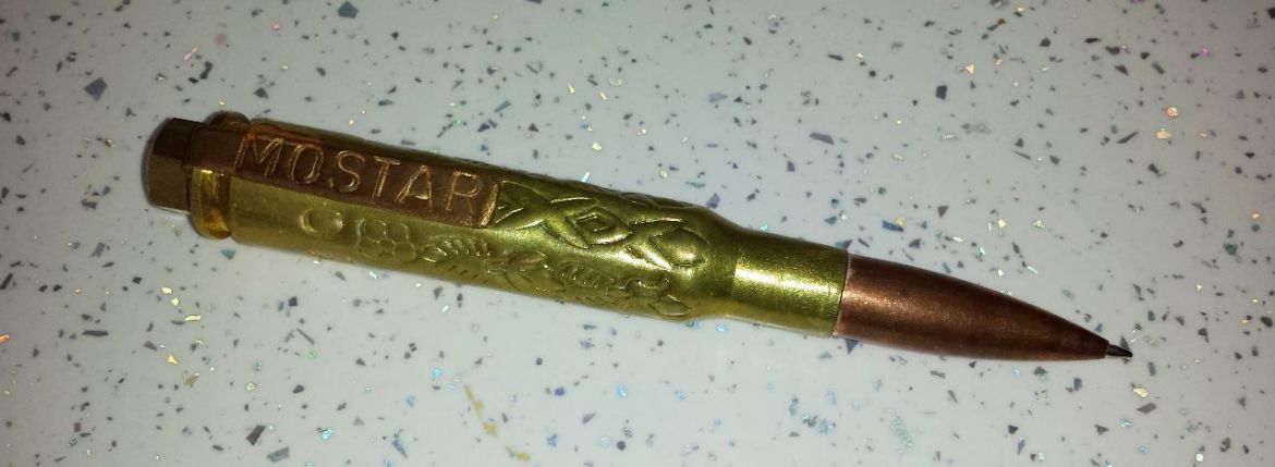 Kugelschreiber aus Munitionshülse in Mostar