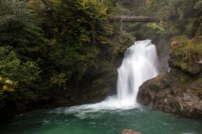 Sum-Wasserfall in der Vintgar Klam, Slowenien