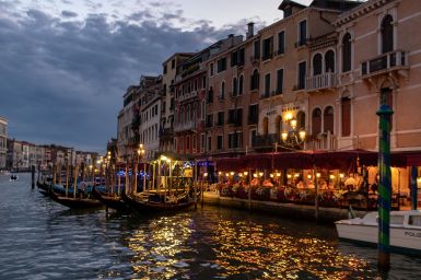 Hotel Marconi in Venedig am Abend