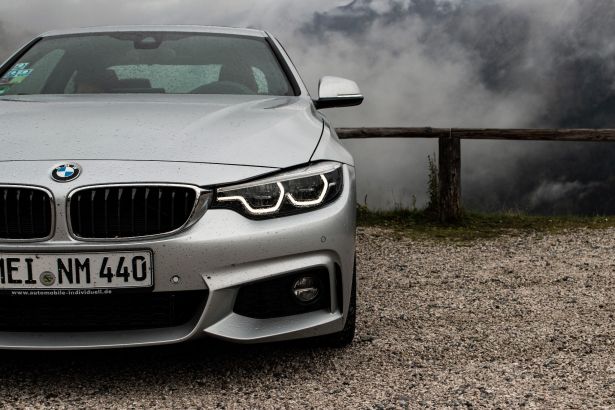 BMW 4er am Staller Sattel