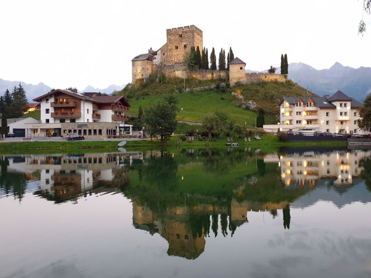Burg in Ladis, Österreich