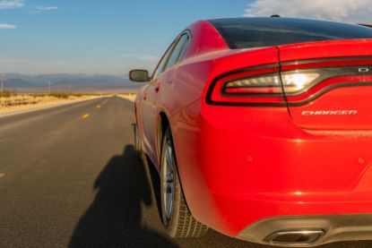 Dodge Charger auf dem Weg nach Death Valley Junction