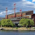 Vasa Museum Stockholm vom Wasser aus gesehen