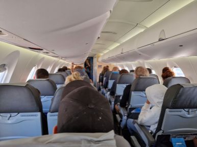Kabine von SAS Bombardier CRJ-900, Stockholm